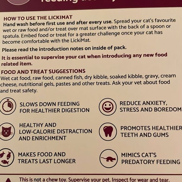 LickiMat Slow Feeder Cat Lick Mat Green whisker friendly - Picture 5 of 5